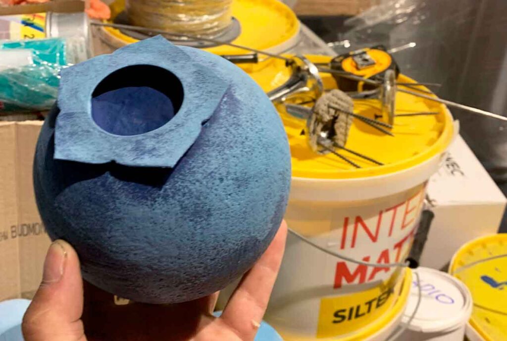 Store sculptured elements for the shop interior