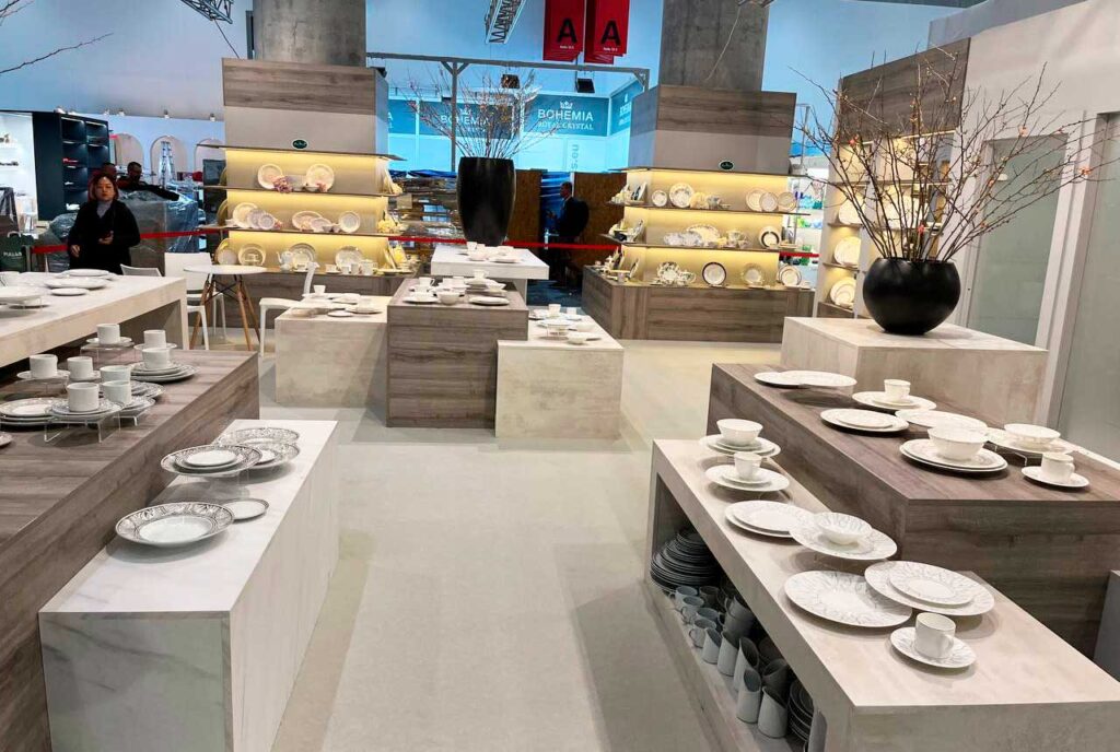 Exhibition booth for tableware manufacturer