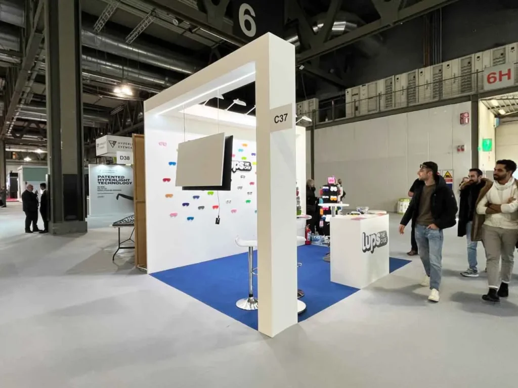 constructor de stands de exposición para MIDO en Italia 4