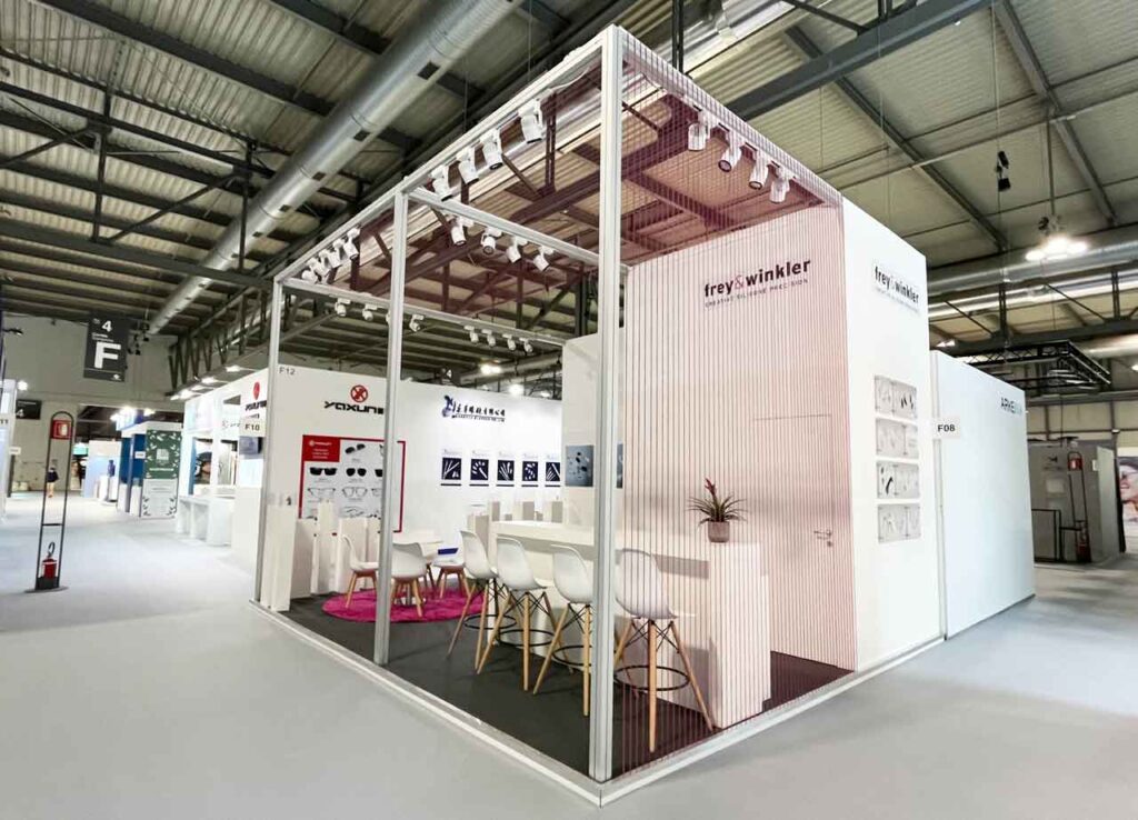 Messebauer für die MIDO in Italien 7