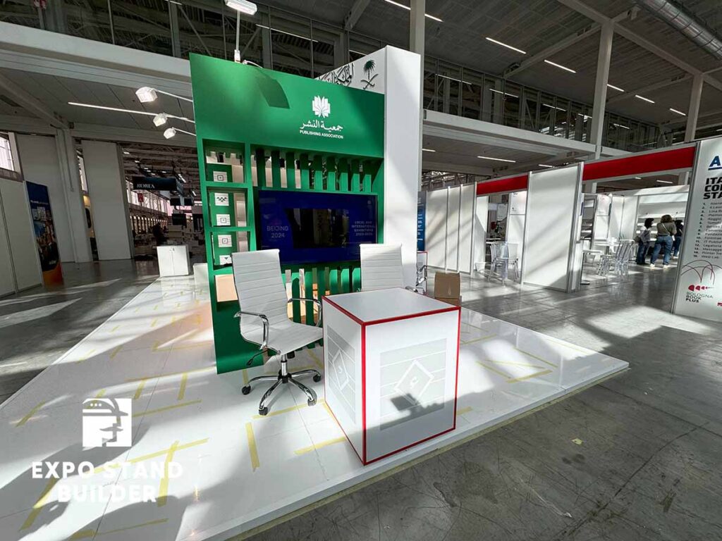 booth build in Italy 3