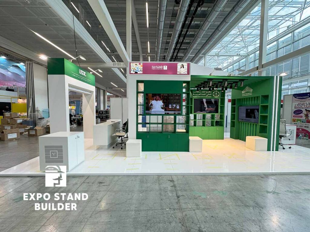 booth build in Italy 9