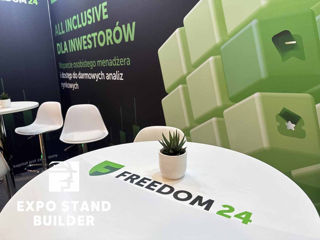 Construcción de stand en Cracovia 2